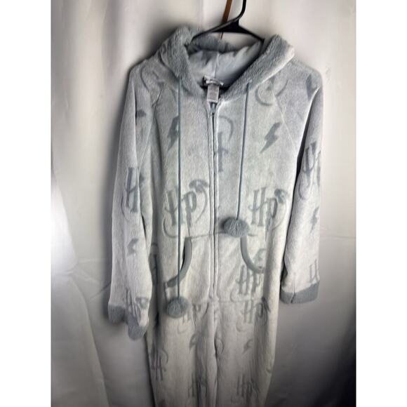 Women's Size L Harry Potter Wizarding World One-Piece Pajama Set Sleepwear Gray - Picture 1 of 6